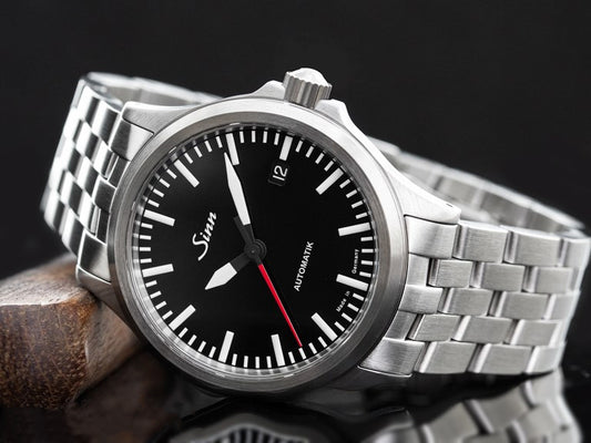 Look no further than the Sinn 556 I RS