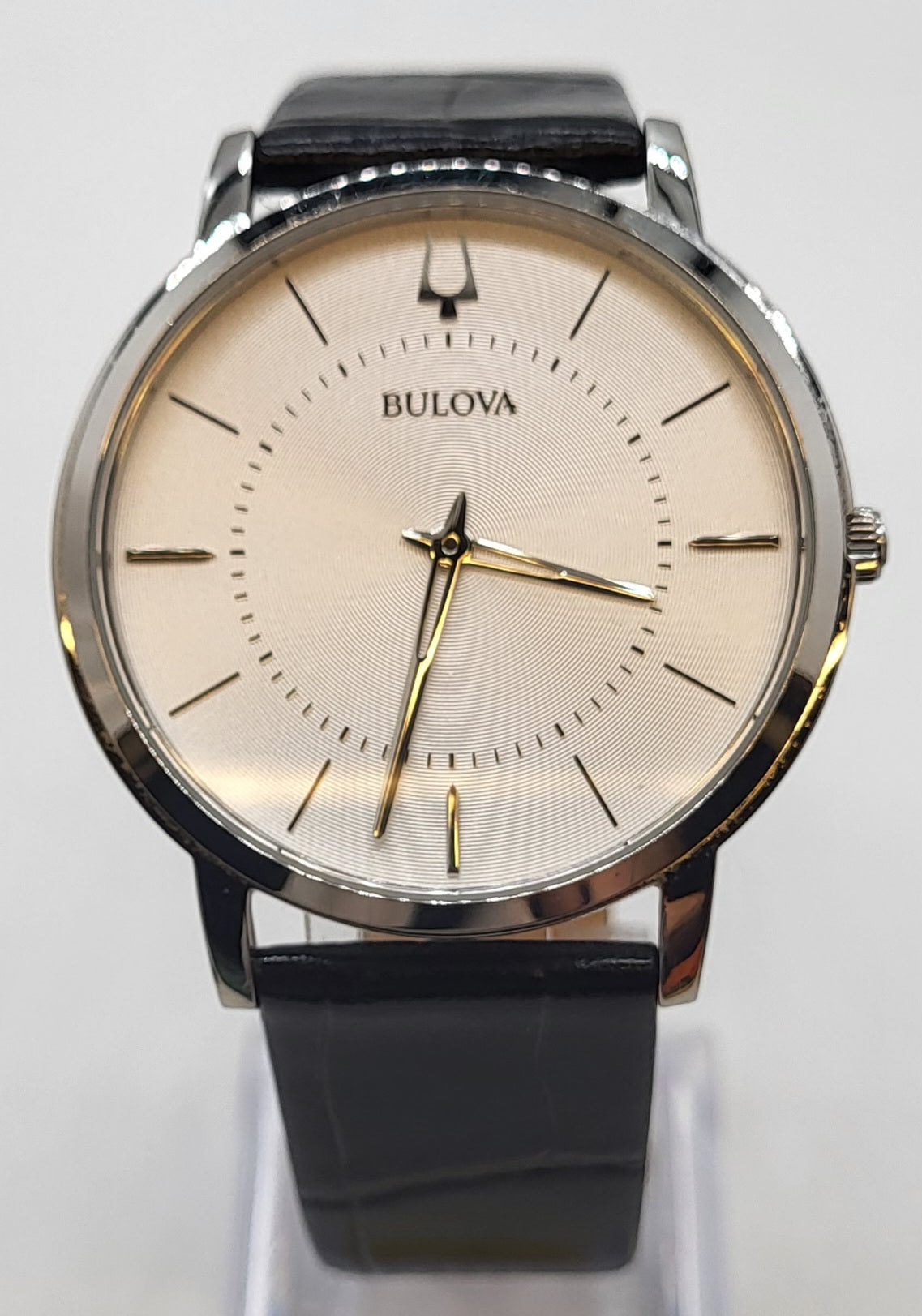 Bulova - Classic, Concentric Silver Dial Men's Quartz Watch - 96A202