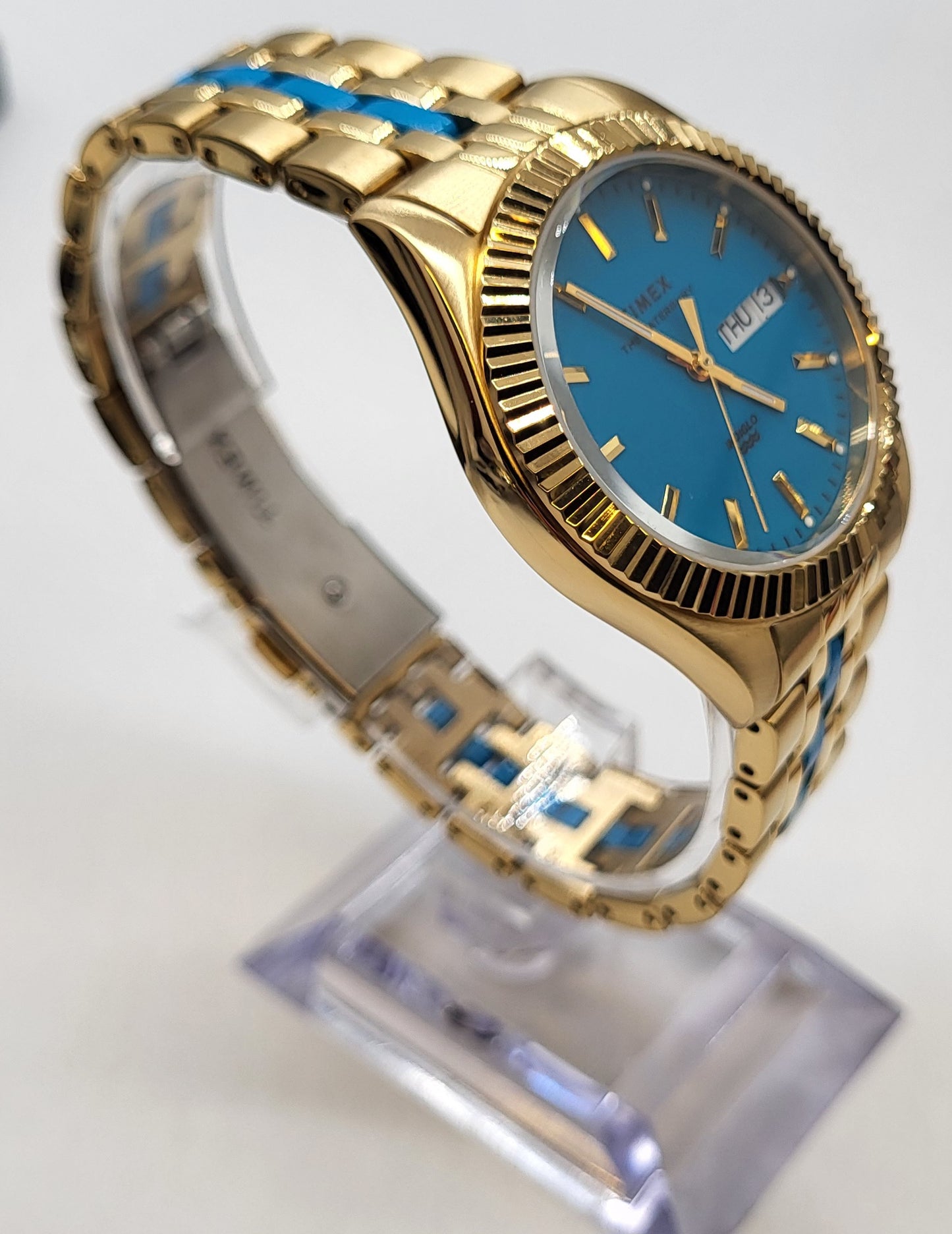 Timex - Waterbury Legacy, Gold-Tone IP Stainless Steel Women's Quartz Watch - TW2U82600VQ